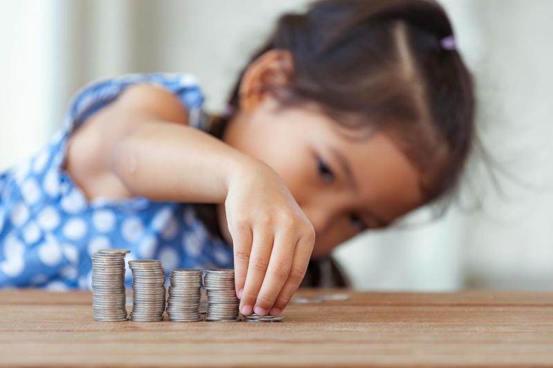 What does pocket money teach children? It can offer social as well as financial education