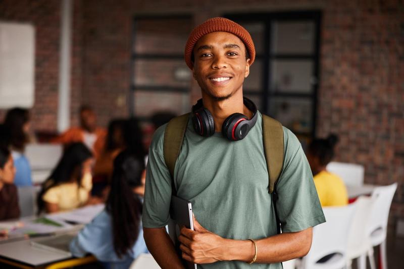 Why College Freshmen Should Start Searching For Internships Early