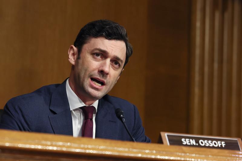 Children, Pregnant Women Mistreated in Immigration Detention, Sen. Ossoff Says