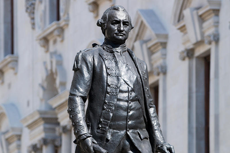 Culture wars /					 													 						Clive of India must not fall