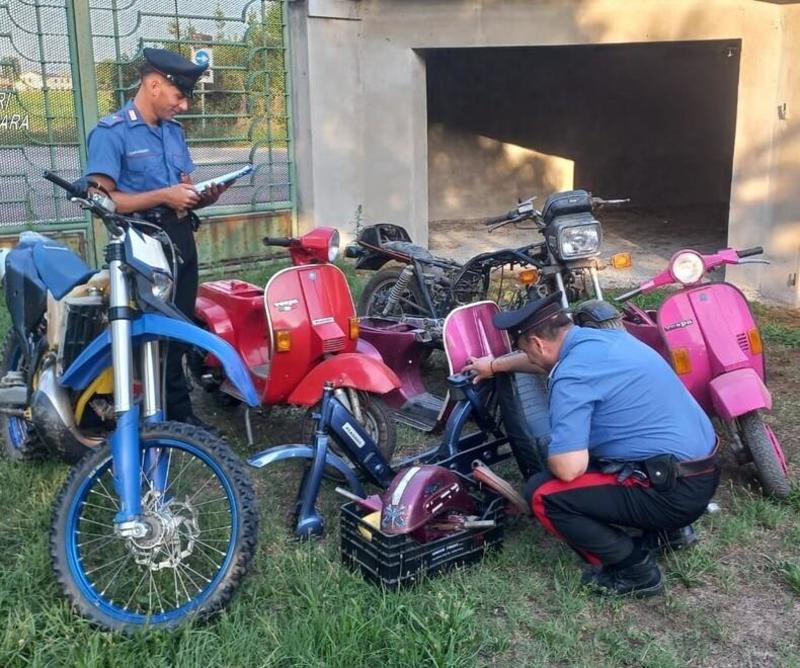 Motorini rubati, denunciati due uomini tra Ro e Vigarano