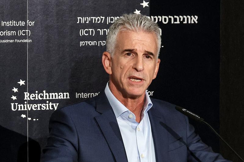 Mossad chief meets Qatari leader in Doha as Israel shuts door on partial hostage deal