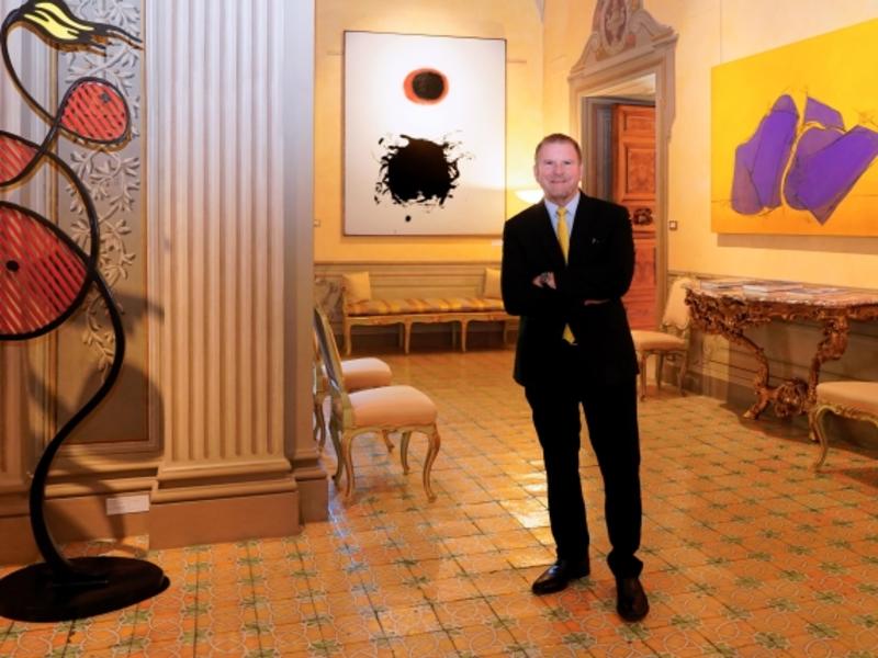 L'Ambasciatore statunitense Tilman Fertitta presenta la nuova collezione d'arte di Villa Taverna sua residenza nella capitale
