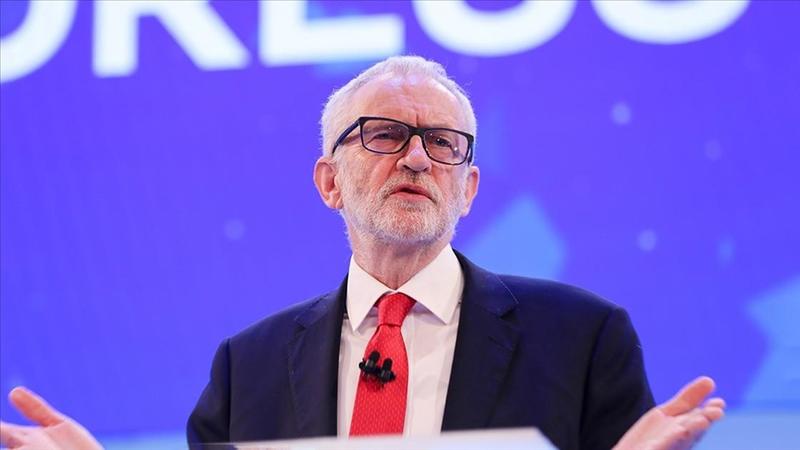 Jeremy Corbyn ile Yeni Bir Sol Parti Projesi Üzerine Söyleşi: “Siyaset, Sıradan İnsanların Güçlendirilmesiyle İlgili Olmalıdır”
