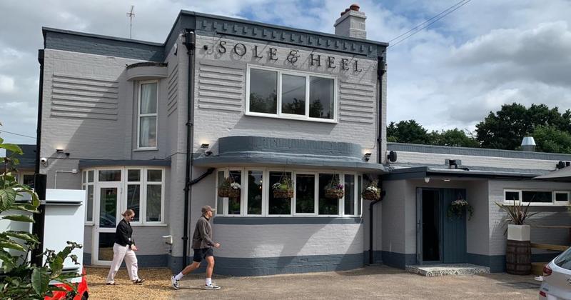 'Lively' Greek brunch with unlimited drinks launches at pub