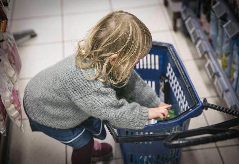 Flere har mindre – ikke kutt barnetrygden!
