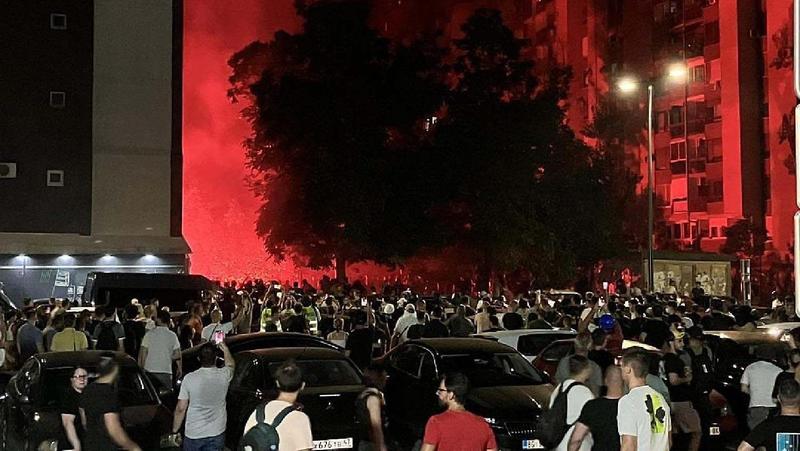 Srbija je na putu građanskog rata: Predsednik da preuzme odgovornost zbog kontramitingaških falangi