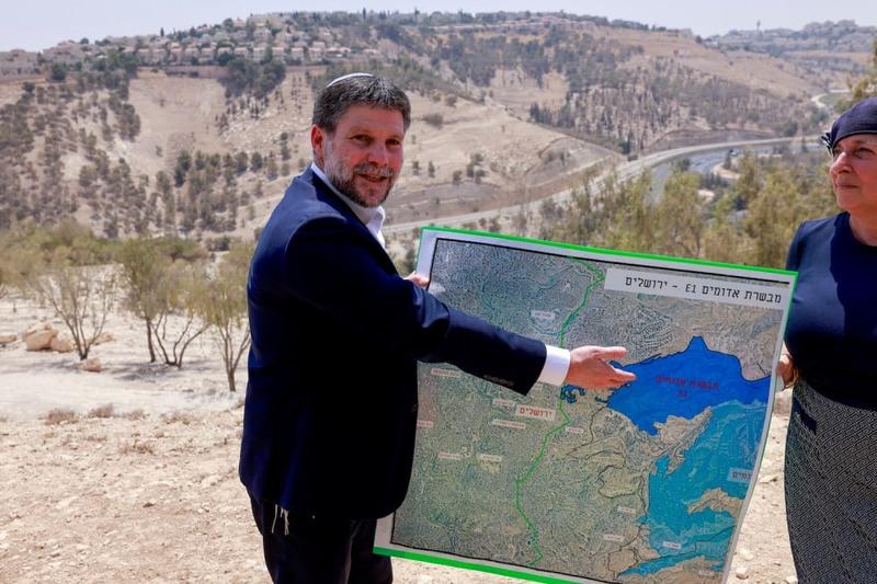 Smotrich Seeks Major Israeli Settlement Expansion in the West Bank