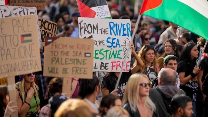 Global Calls Grow For Palestinian Recognition