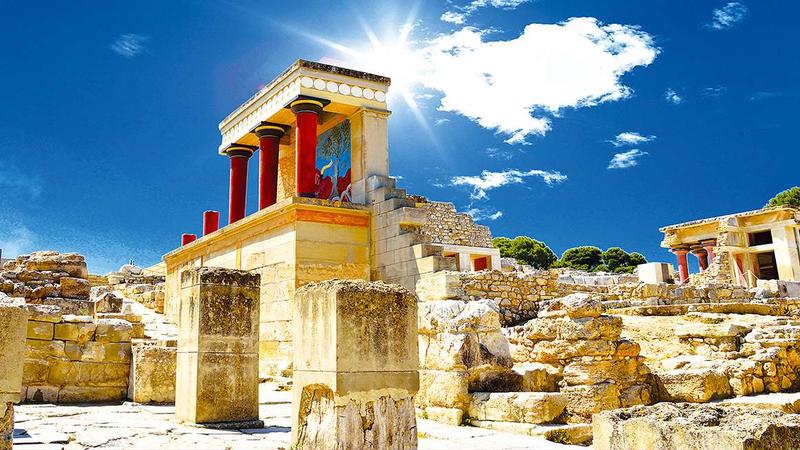 Review: Knossos Presents Dueling Ideas of Greek History