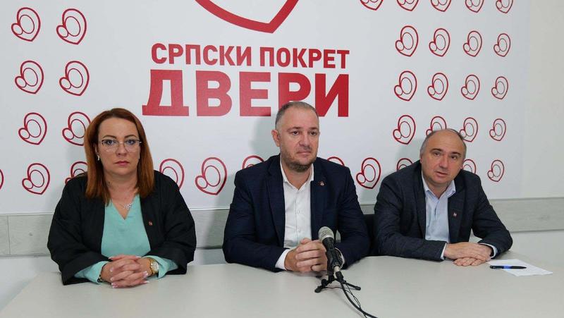 Marinković Savović (Dveri): Više nema prostora za neutralne, ćutanje je saučesništvo