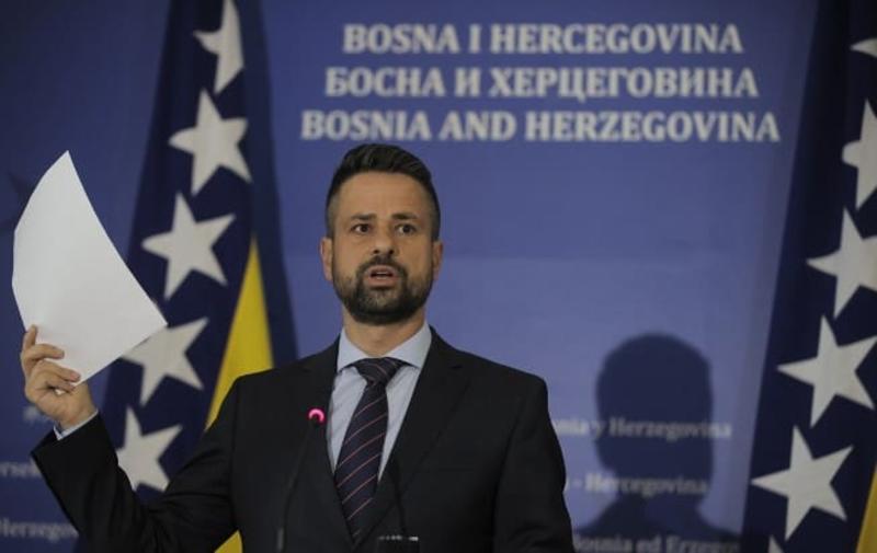 Amidžić brani prodaju zgrade Dodikovog kuma: Svako ko krši zakon treba da odgovara