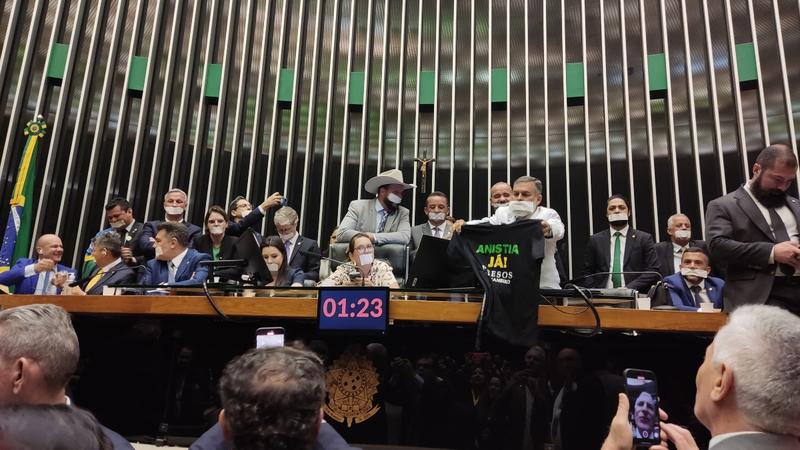 As políticas públicas, reféns da politicagem