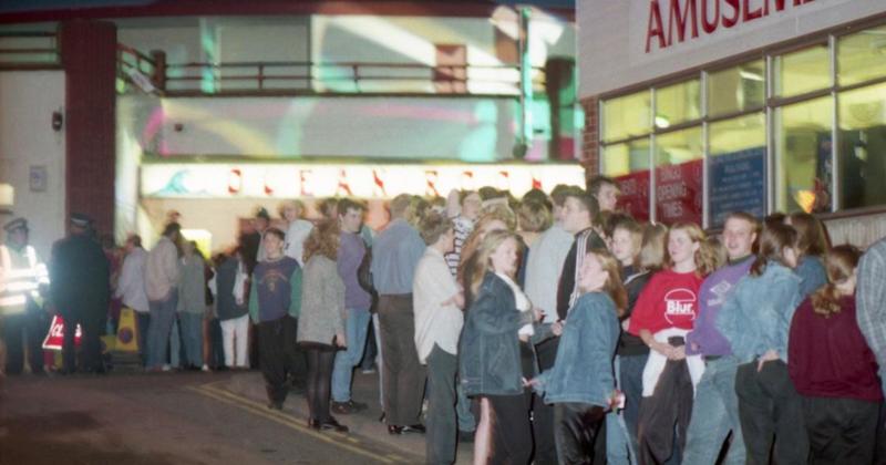 13 photos showing what life was like in Gorleston in the 1990s