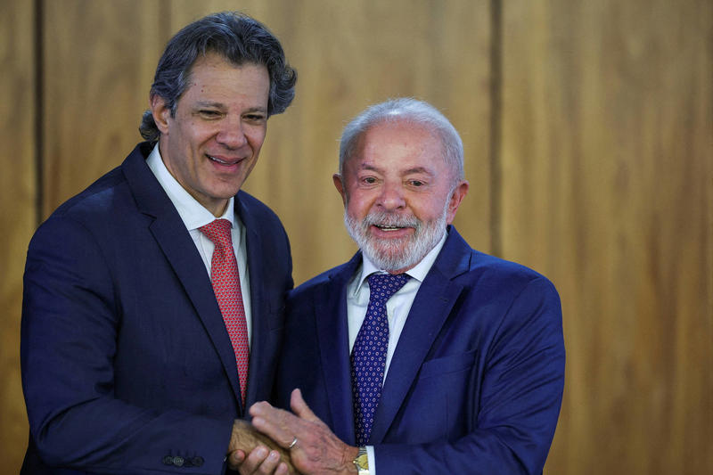 Como a esquecida economia afeta a política em transe de 2025