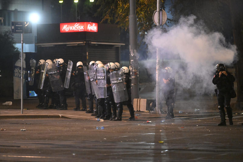 Neredi u Srbiji ne donose ništa dobro