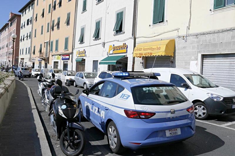 Livorno, lite per l'elettricità: donna di 58 anni presa a schiaffi dal vicino