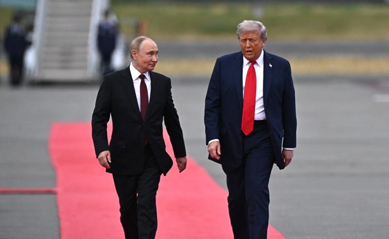 Gipfeltreffen in Alaska: Trump und Putin suchen Annäherung
