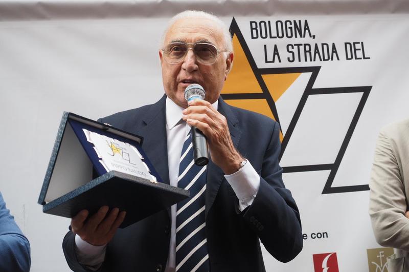 L’addio a Pippo Baudo. “Amava Bologna, era legato a Morandi e Dalla”