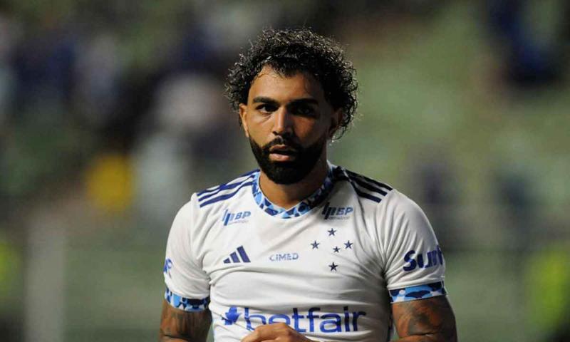 Gabigol fez 16 gols em 17 finais e precisa recuperar o belo futebol