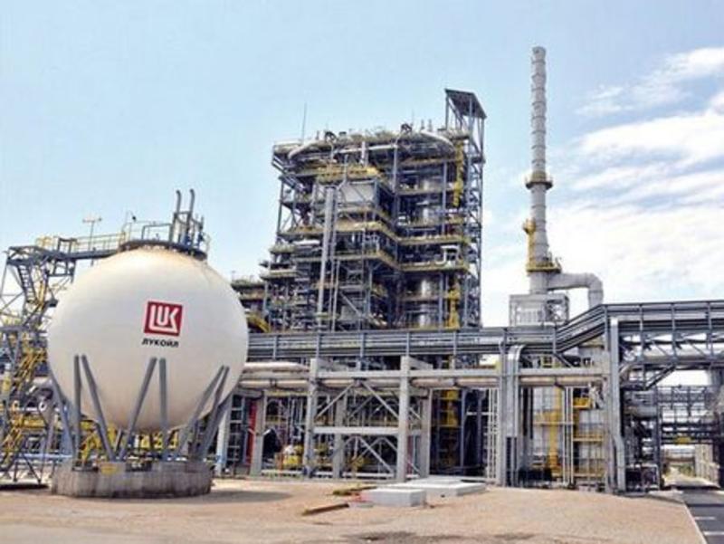 Турско-азерски консорциум е фаворитът за бизнеса на 