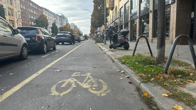 Radfahrer fuhr in Charlottenburg gegen offene Autotür – Rentner wegen fahrlässiger Tötung vor Gericht
