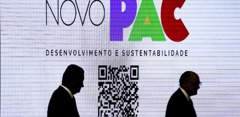 Governo delega mais verba a estados e municípios, e obras do PAC atrasam