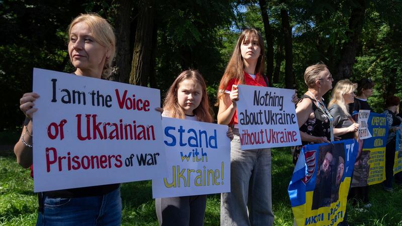 Unbesetztes Land im Donbass Russland überlassen? In der Ukraine regt sich scharfe Kritik
