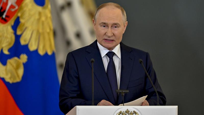Don’t Give Vladimir Putin an Inch
