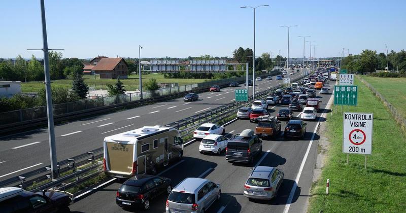 Stranac nasmijao Hrvate svojom registracijom: Pogledajte što mu piše na autu