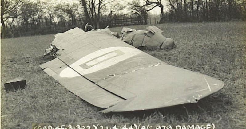 Bomber crew who perished in Norfolk village crash to be remembered
