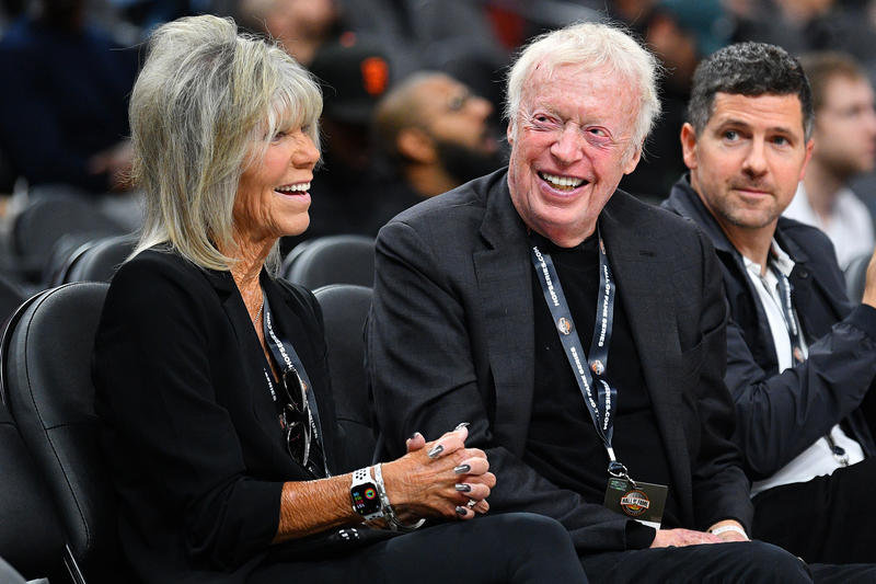 Nike Co-Founder Phil Knight’s Makes Largest-Ever Donation to a U.S. School