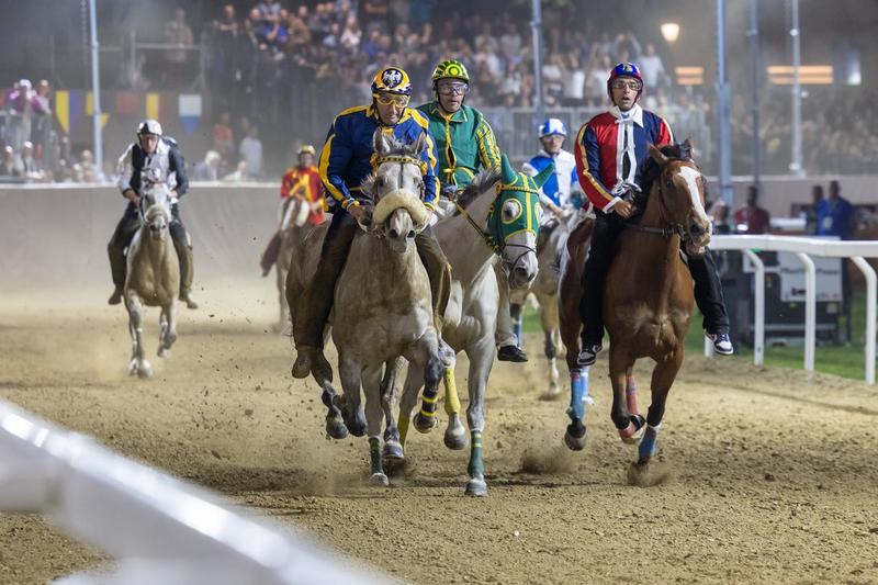 “Sfrattato” dalla piazza per il Palio di Ferrara. L’ambulante fa ricorso al Tar