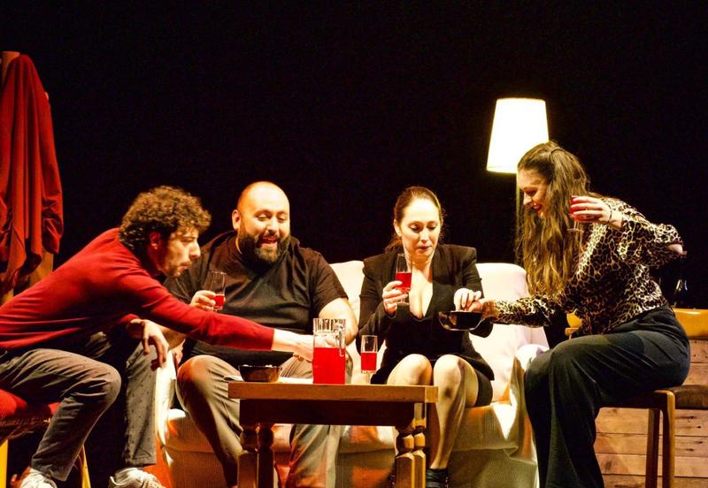 Strip-Poker, alla Corte Malatestiana una cena che diventa un gioco al massacro
