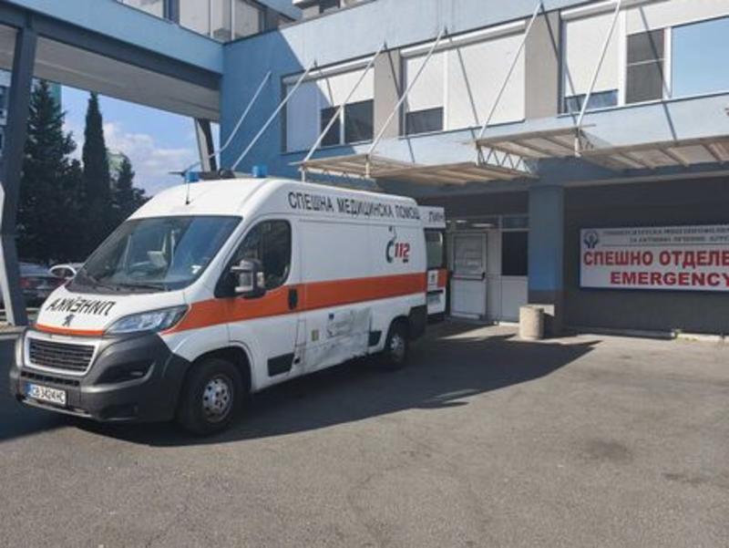 Пациентка от Бургас: „С абокат на ръката ме изгониха от Спешното – не знам накъде да тръгна“