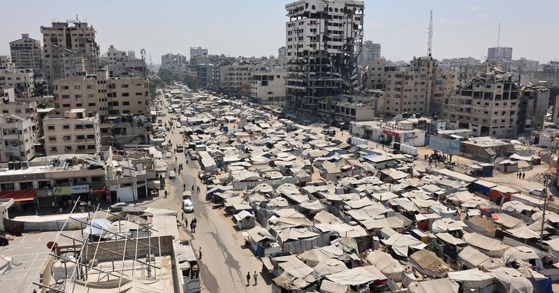 In accepting Gaza truce proposal, is Hamas setting 'trap' for boxed-in Netanyahu?