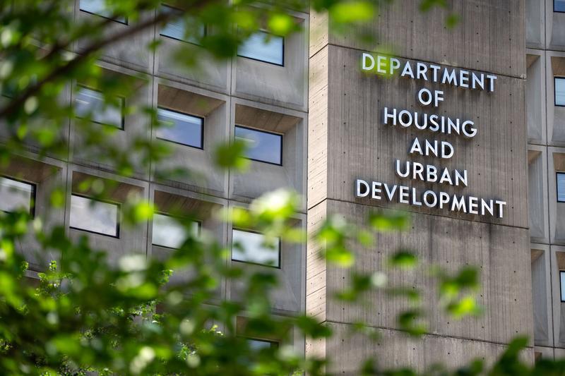 Federal Housing Agency Adopts English-Only Policy