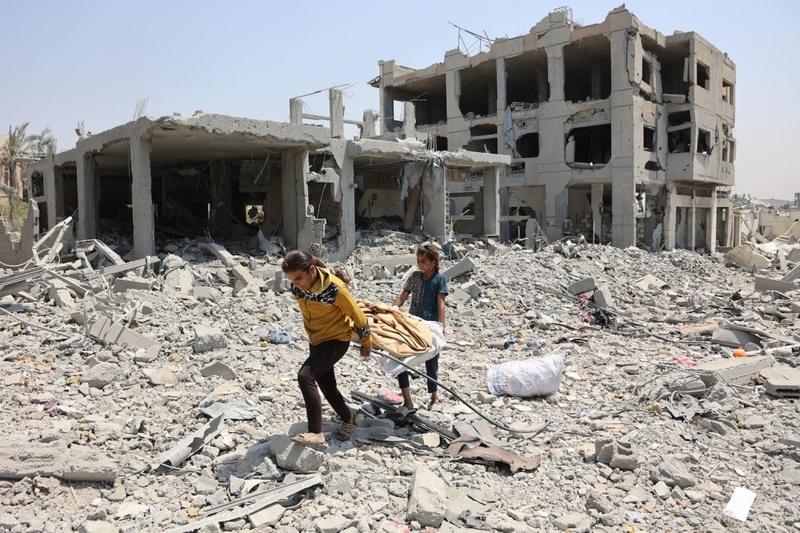 Israel Weighs Gaza Cease-Fire Deal