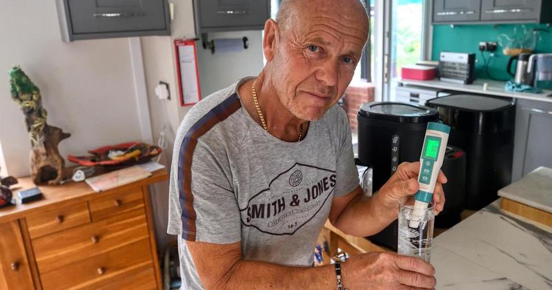 Man finds nearly as much chlorine in his tap water as his swimming pool