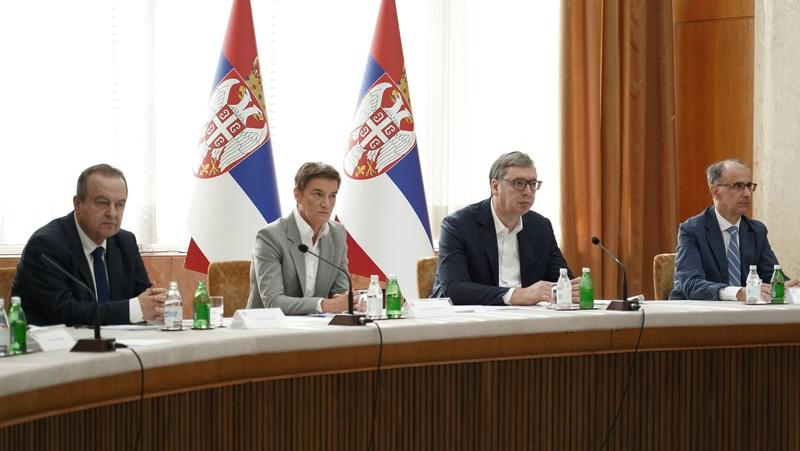Desilo se čudo, Vučić se nije obratio javnosti: Podizanje tenzija ili kontrola štete?
