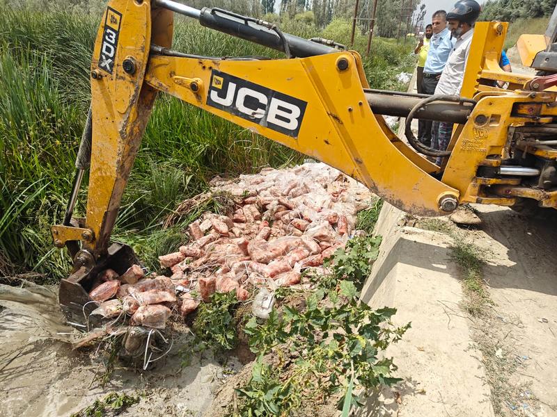 Rotten meat scandal: 11,000 kg seized, 9 licenses suspended