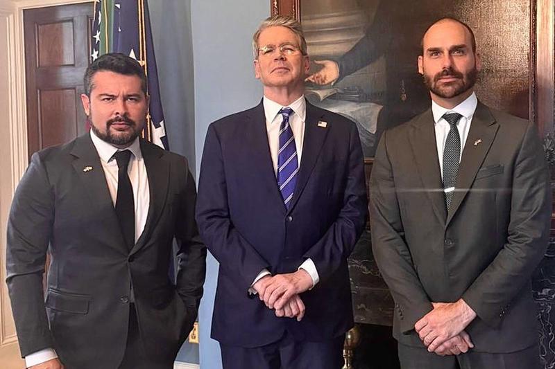 Os EUA já tiveram política externa, hoje têm eventos