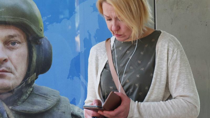 Was Russlands Zeitungen über die Ukraine-Verhandlungen, Donald Trump und Europa schreiben