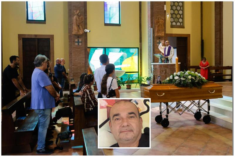 Strazio ai funerali di Alessandro, morto punto da un calabrone: “Ma il nostro amore non finirà qui”