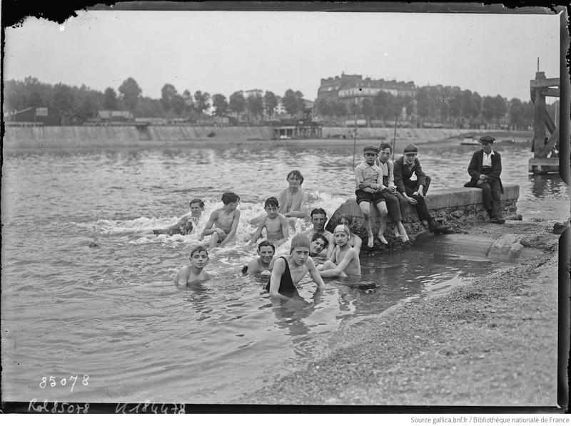 Swimming in the Seine: an old pastime resurfaces in the age of global warming