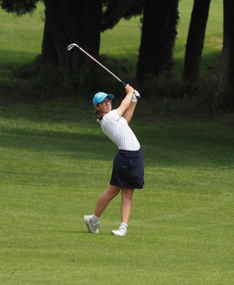 La promessa del golf italiano ha 13 anni ed è di Monza: chi è Stella Vittoria Colombo