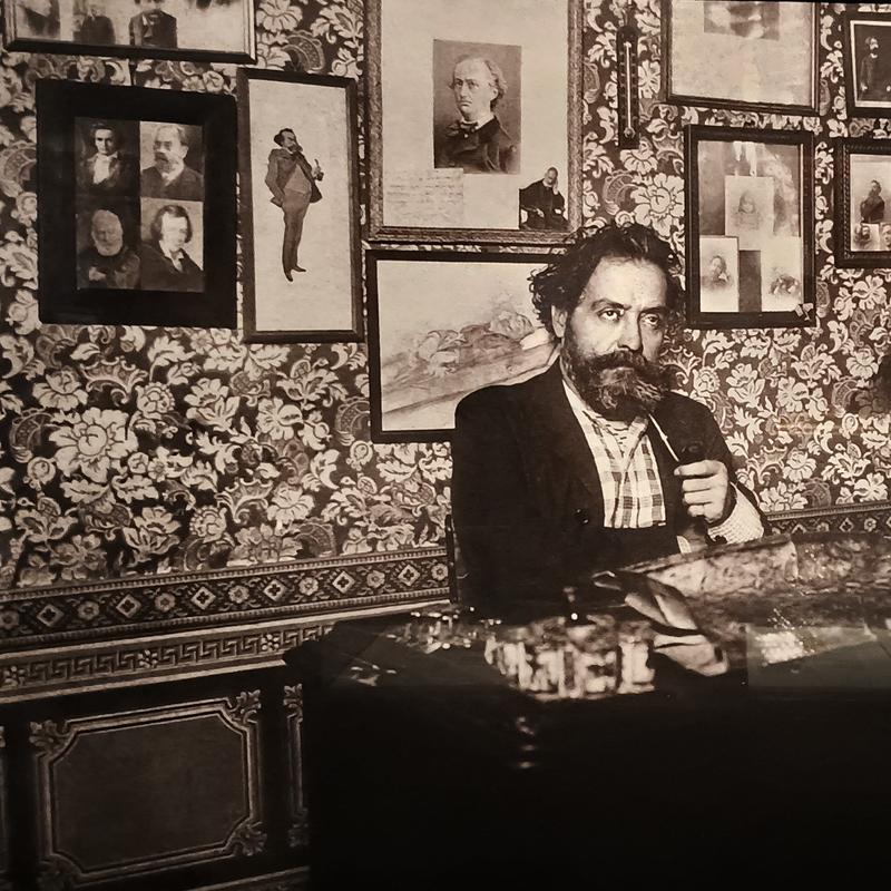 Bohemia literaria, política y burocracia