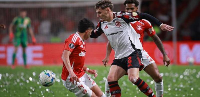 Inter faz papelão, e Flamengo faz Maracanã do Beira-Rio