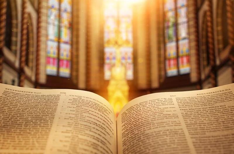 Can ending the war in Ukraine get Trump into heaven?