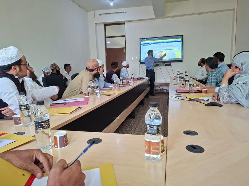 IUST’s Arabic Dept engages madrasas on NEP 